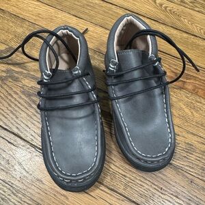 Little Penguin Shoes Size 3-4 Toddler – Gray Moc Toe Boots